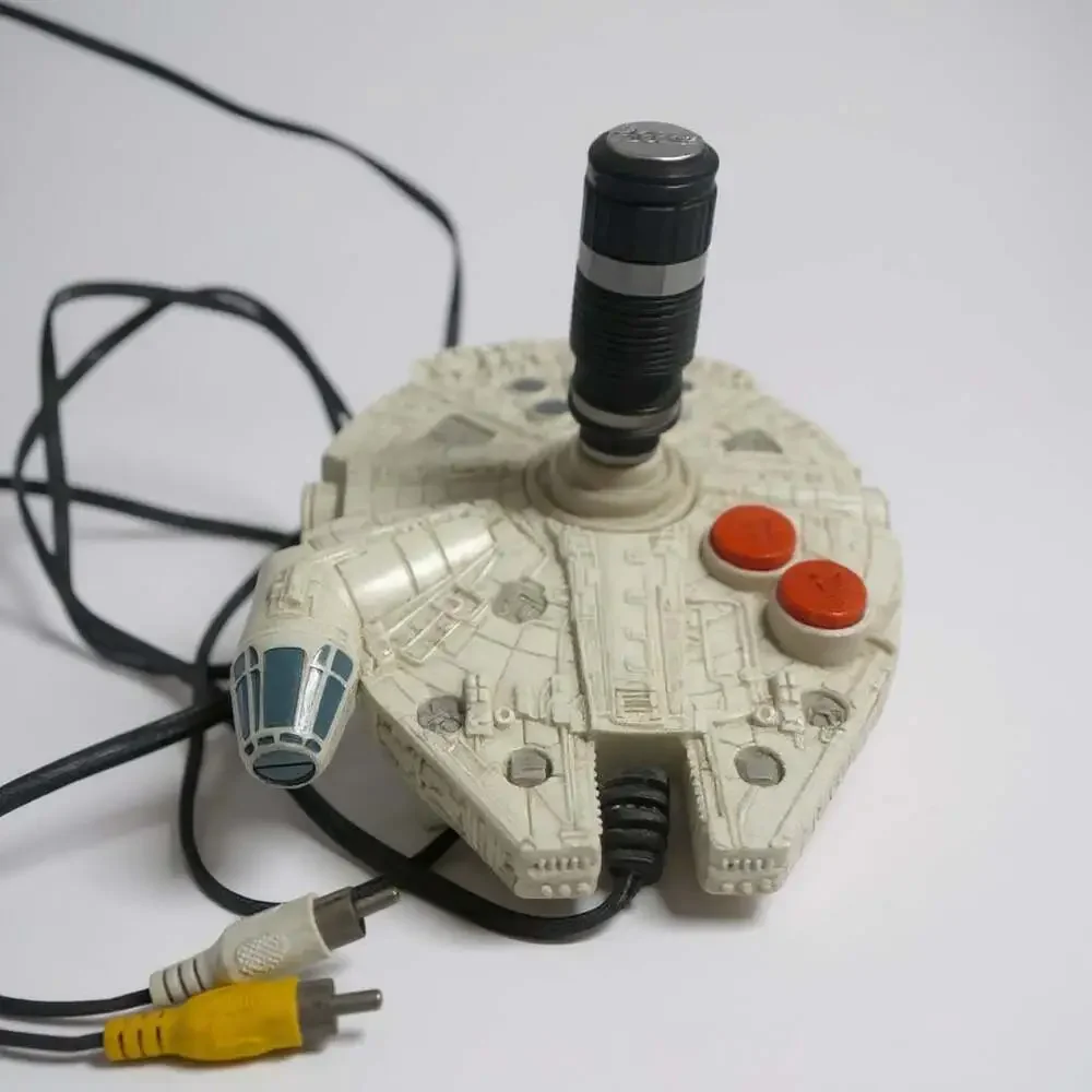 Star Wars Millennium Falcon Jakks Pacific TV Games Plug N Play Joystick 2006